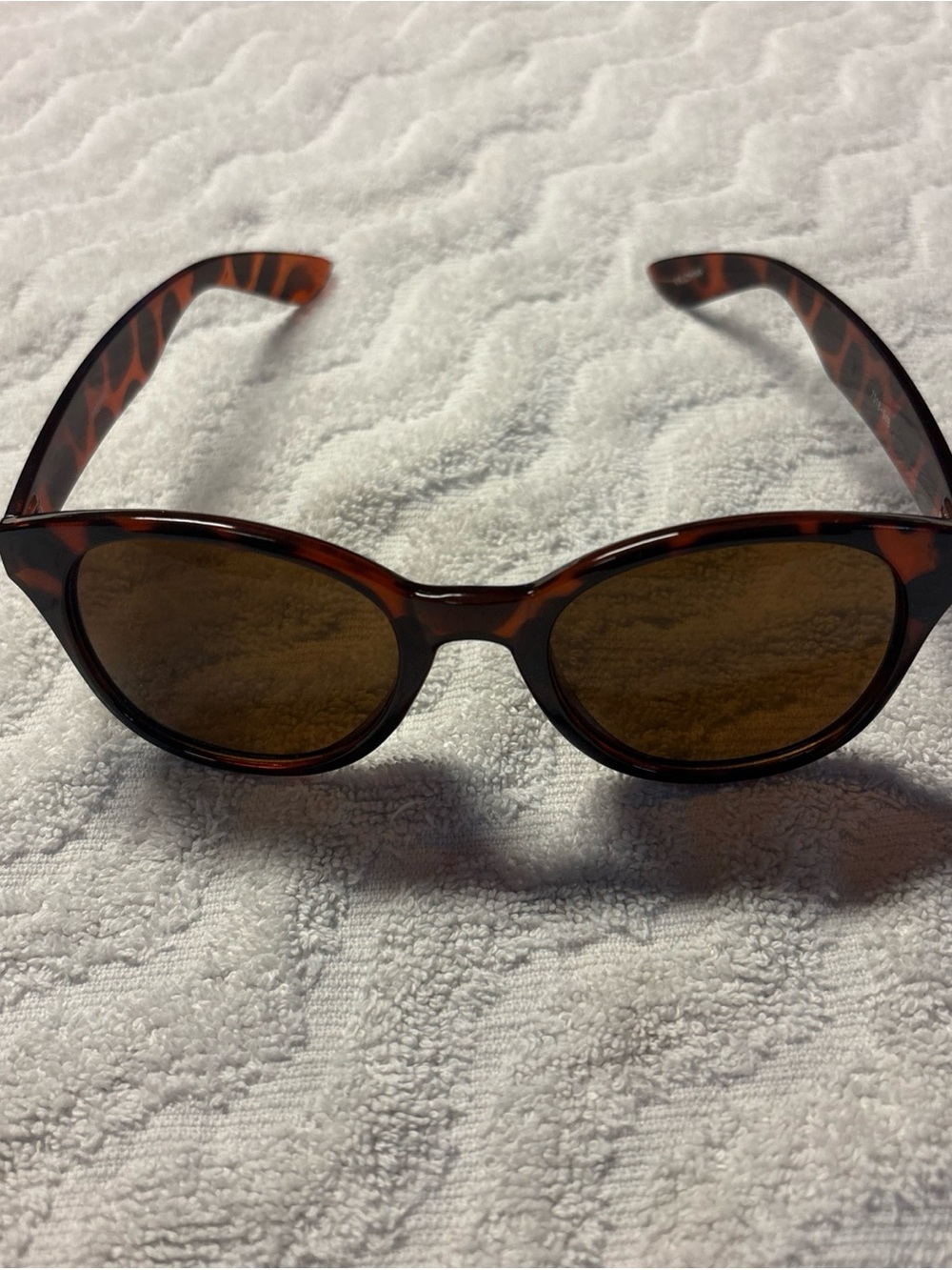 Tortoiseshell Round Sunglasses - Brown Lenses  #2